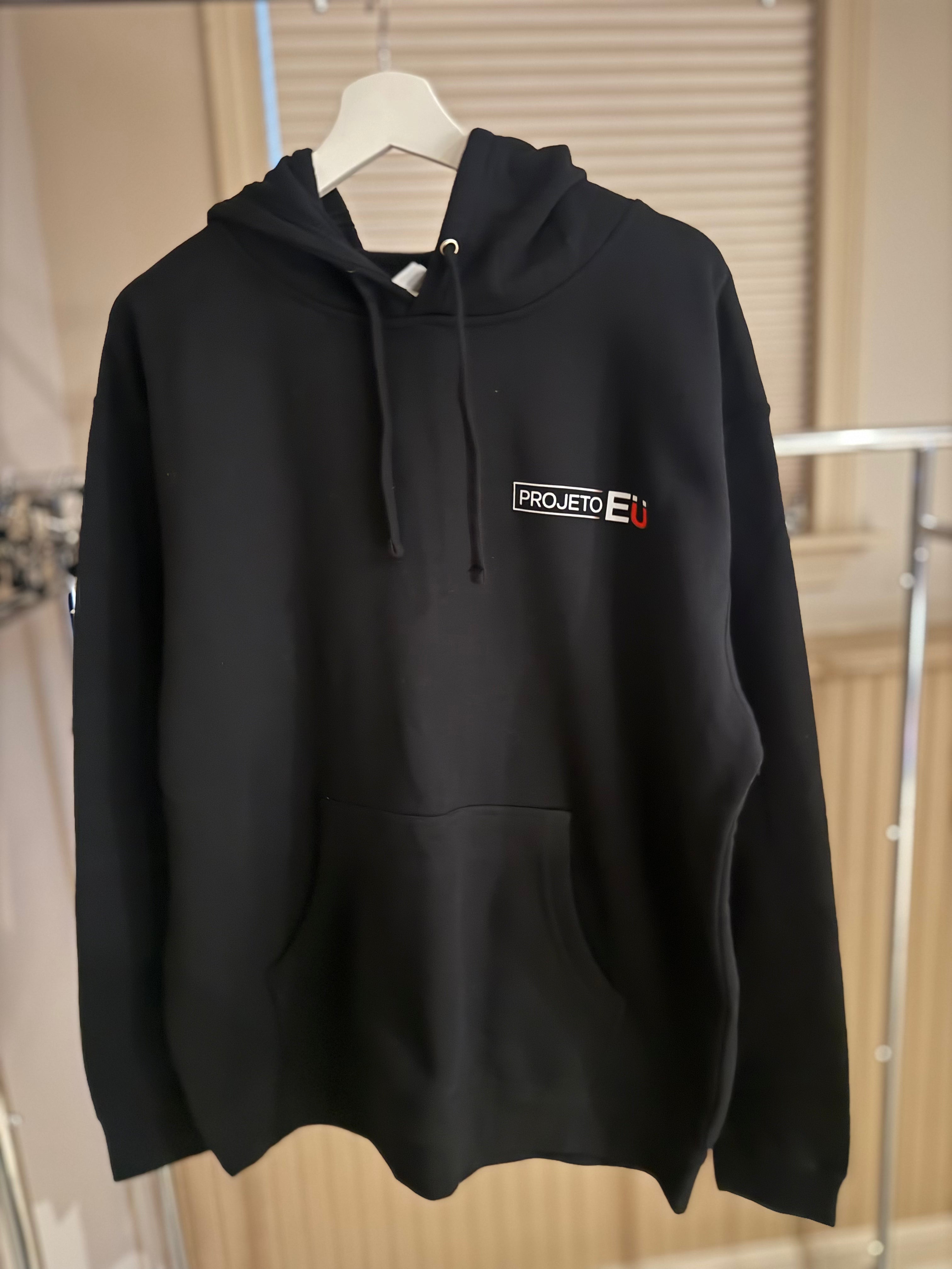 Black Hoodie Projeto EU Açao  Side logo